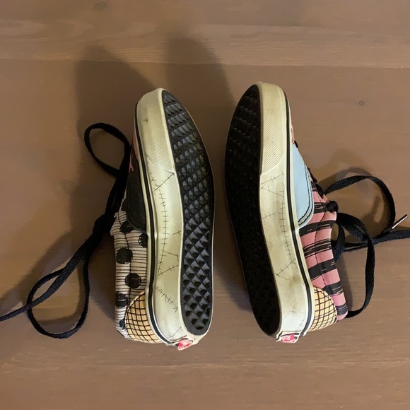 Vans “Nightmare Before Christmas” Skate Shoes - Girl’s Size 12.5 - Picture 10 of 10